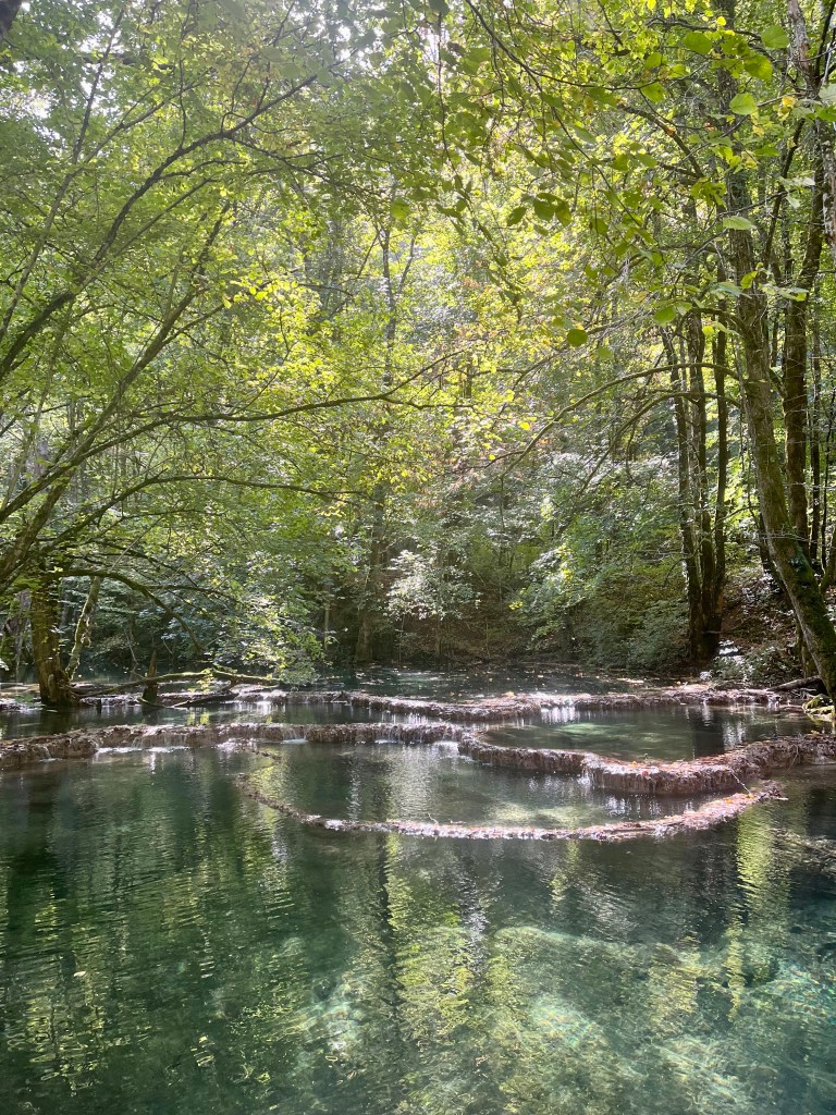 cascade des tufs
jura 
piscine naturelle