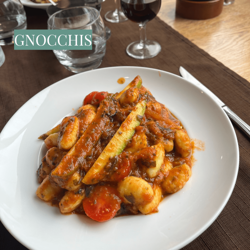 raviolis niçois spécialités culinaires cote d'azur plats niçois pissaladiere cuisine nicoise alpes maritimes gnocchis