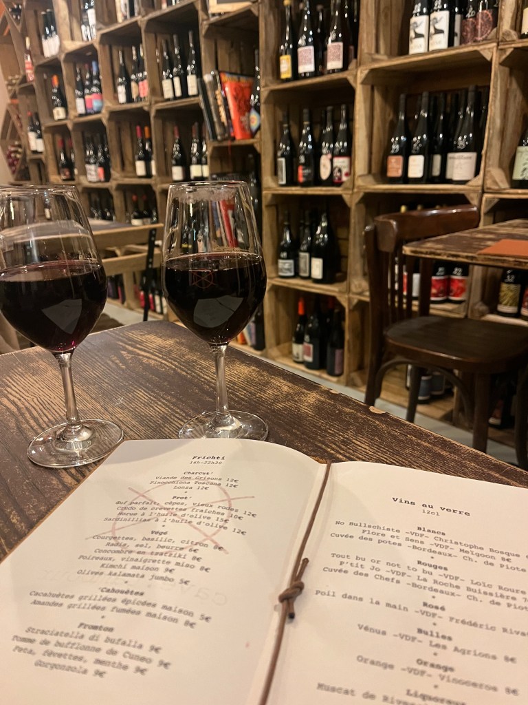 vieux nice bonnes adresses où manger spécialités locales boulangerie cafés fromagerie vin côte d'azur cartes épicuriennes